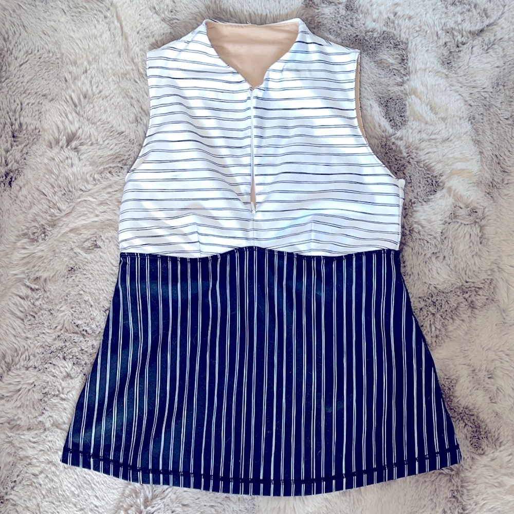 Size 8 lululemon top